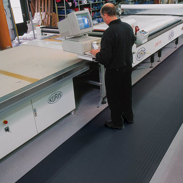 Keep standing with the help of anti-fatigue mats.